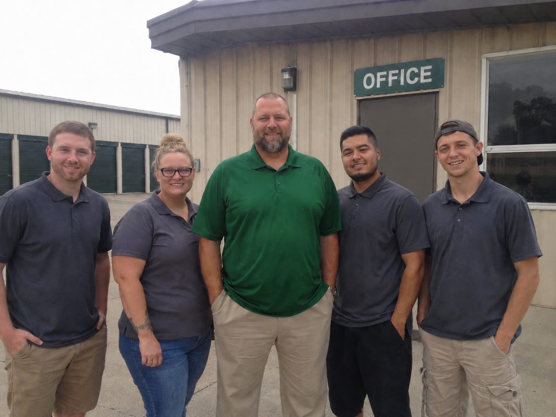 Pest control professionals in Visalia, CA